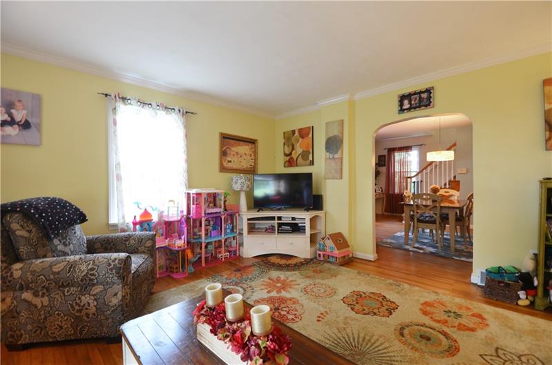 3079 Sylvan Road Ambridge, PA 15003 - Photo 4 of 25 Gallery Image 4