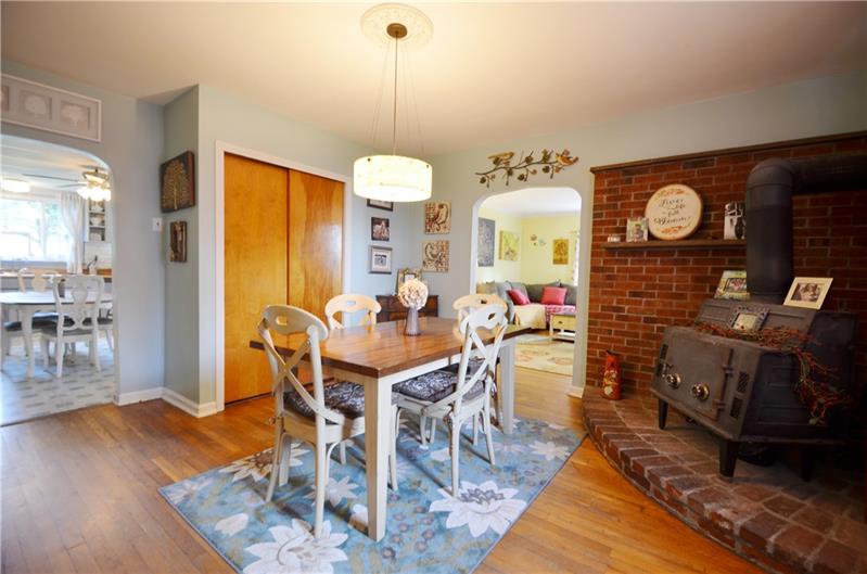 3079 Sylvan Road Ambridge, PA 15003 - Photo 6 of 25 Gallery Image 6