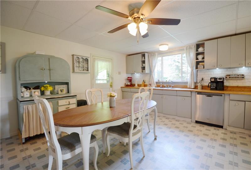 3079 Sylvan Road Ambridge, PA 15003 - Photo 9 of 25 Gallery Image 9