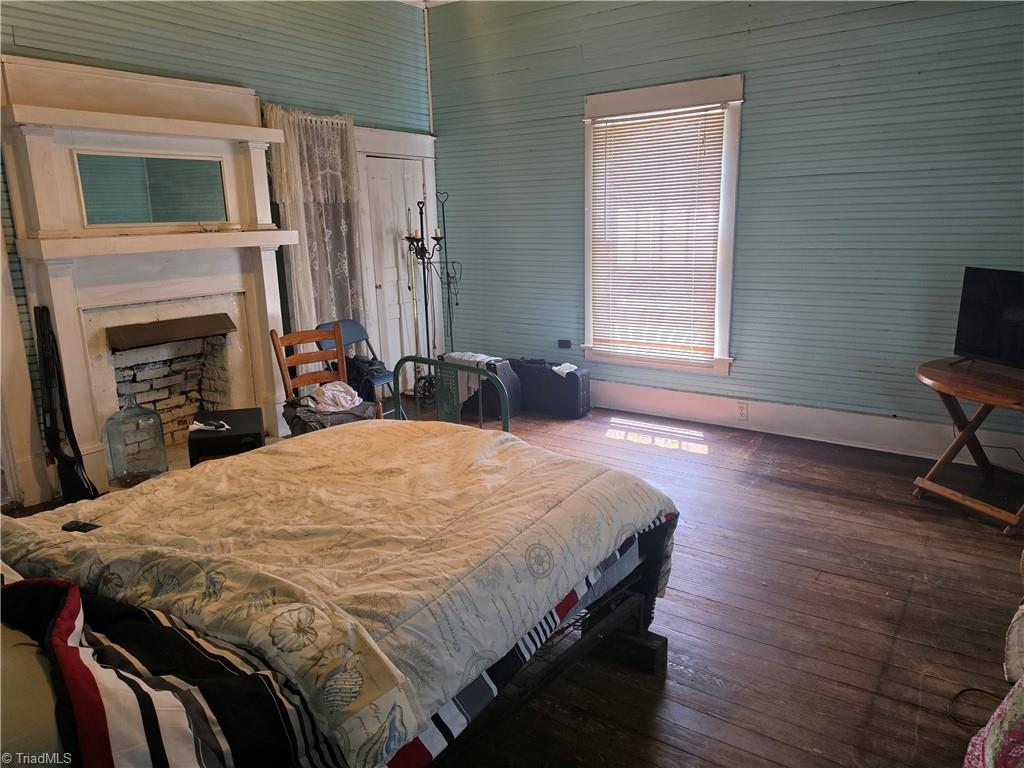 2729 Asbury Road Mount Airy, NC 27030 - Photo 14 of 36