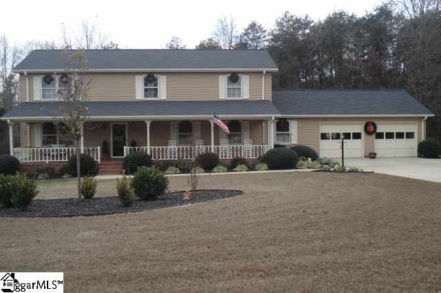 213 Fairway Estates Road Greer, SC 29651 - Photo 1 of 25 Gallery Image 1