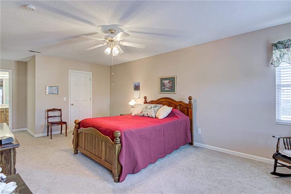 324 Ridgeland Drive High Point, NC 27262 - Photo 21 of 35 Gallery Image 21