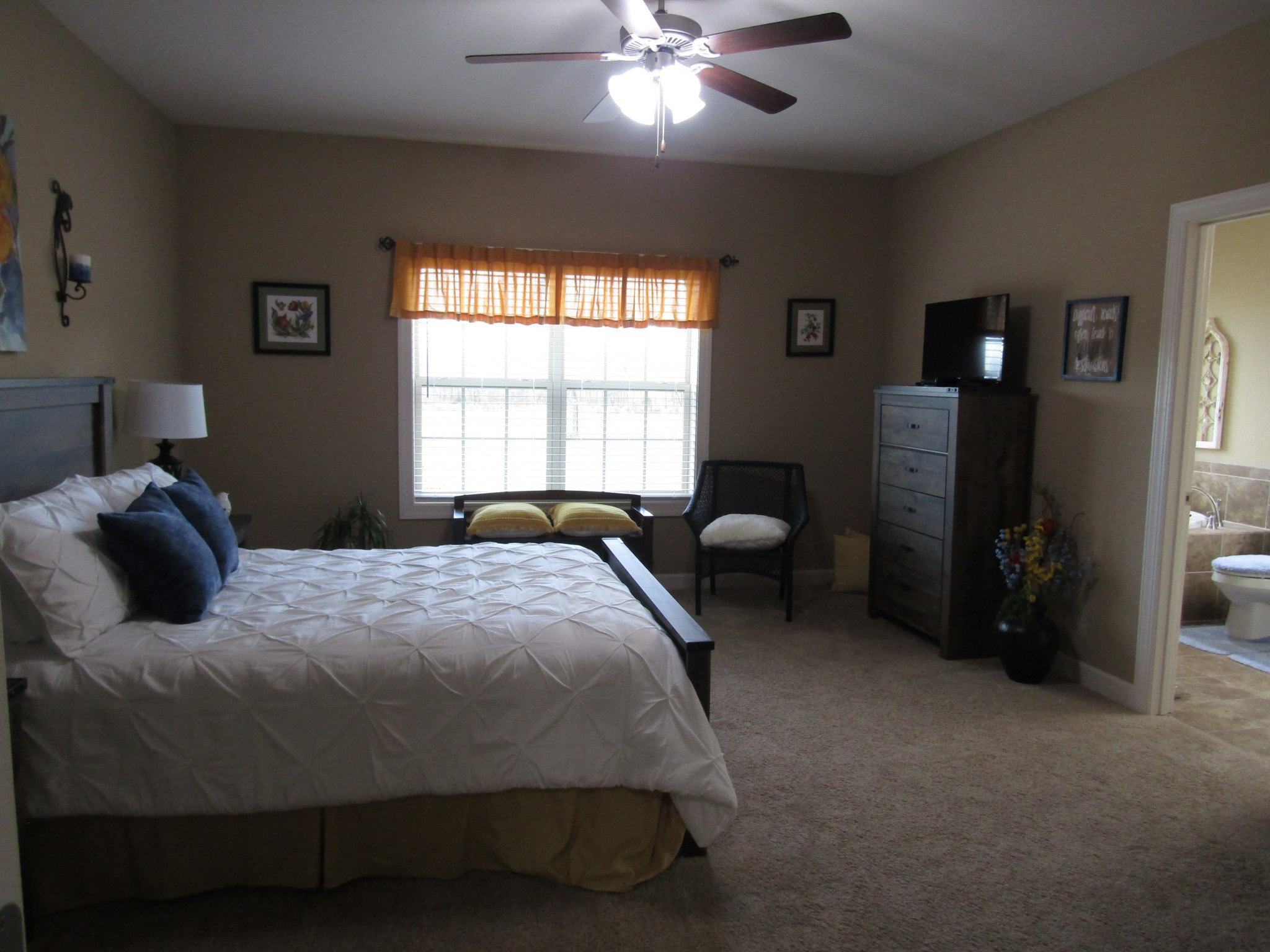 721 Elrod Road Manchester, TN 37355 - Photo 22 of 41 a bedroom with a bed and window