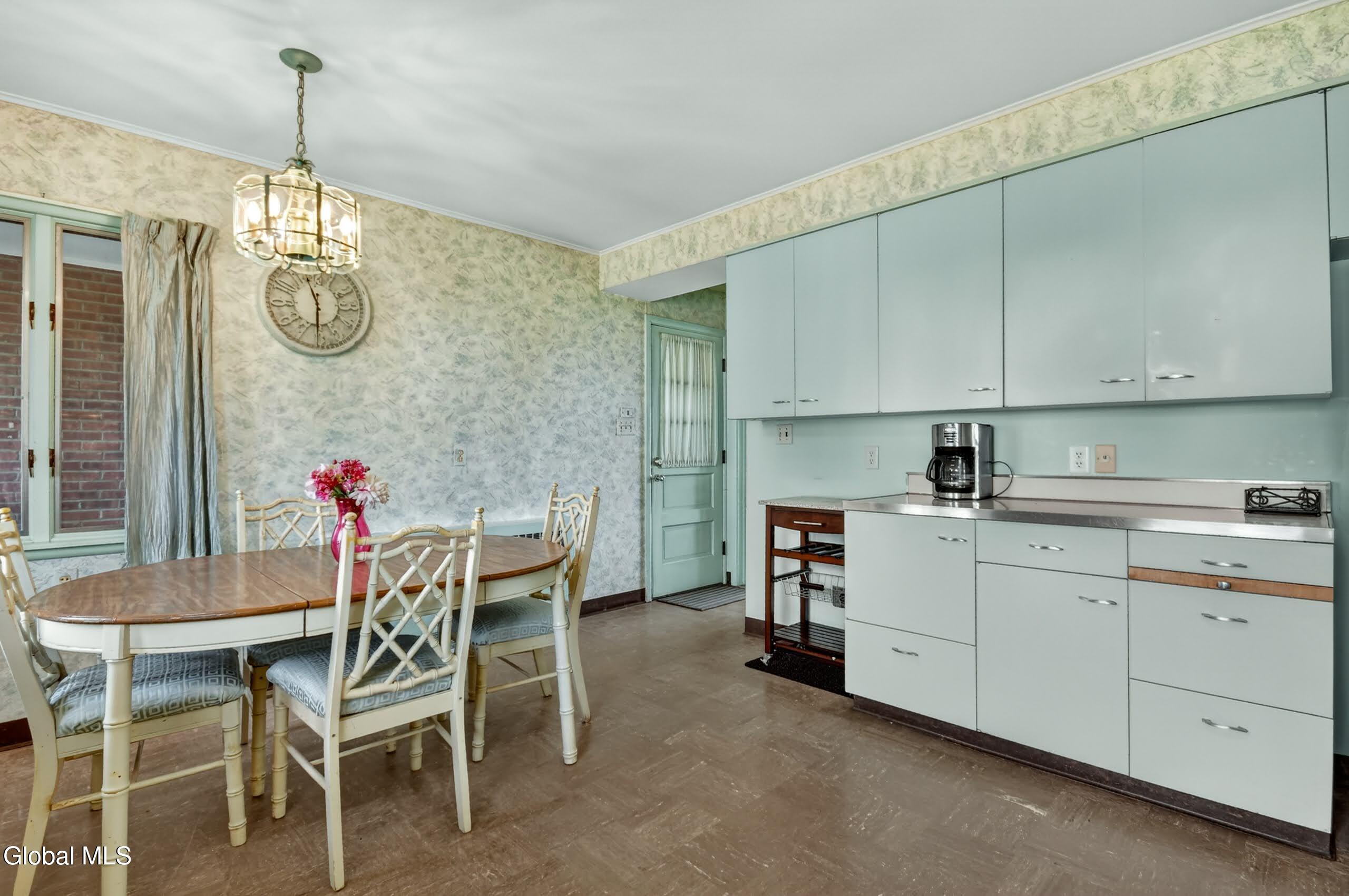 43 Coolidge Road Amsterdam, NY 12010 - Photo 29 of 60 43-83