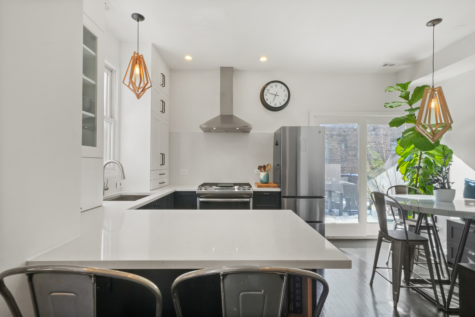 1735 West Division Street, Unit 204 Chicago, IL 60622 - Photo 5 of 26