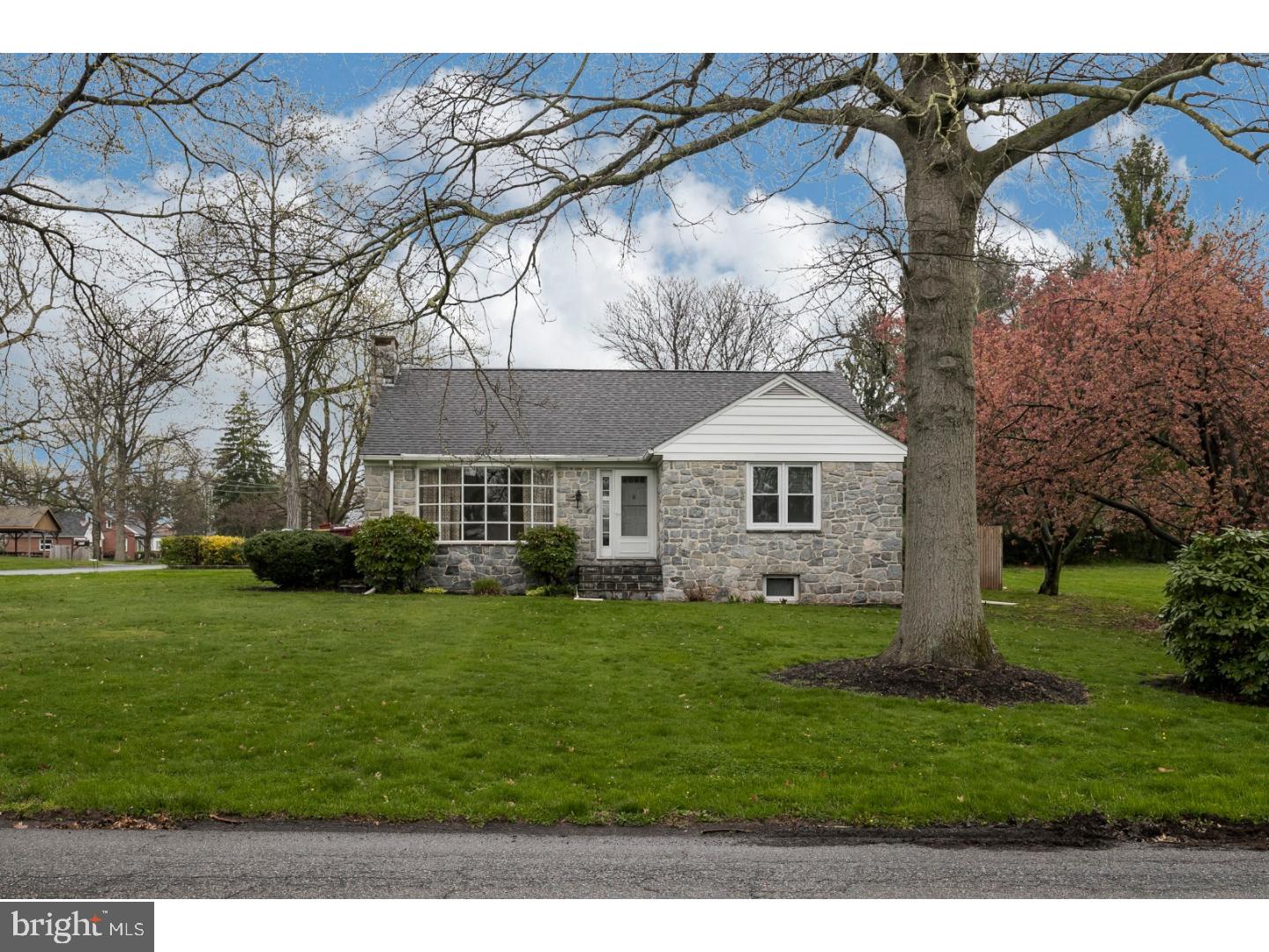 971 Keen Road Pottstown, PA 19465 - Photo 2 of 25 Exterior Front