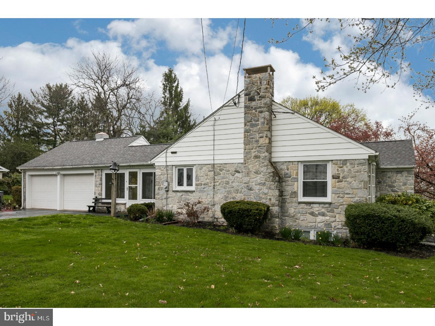 971 Keen Road Pottstown, PA 19465 - Photo 3 of 25 Exterior Side