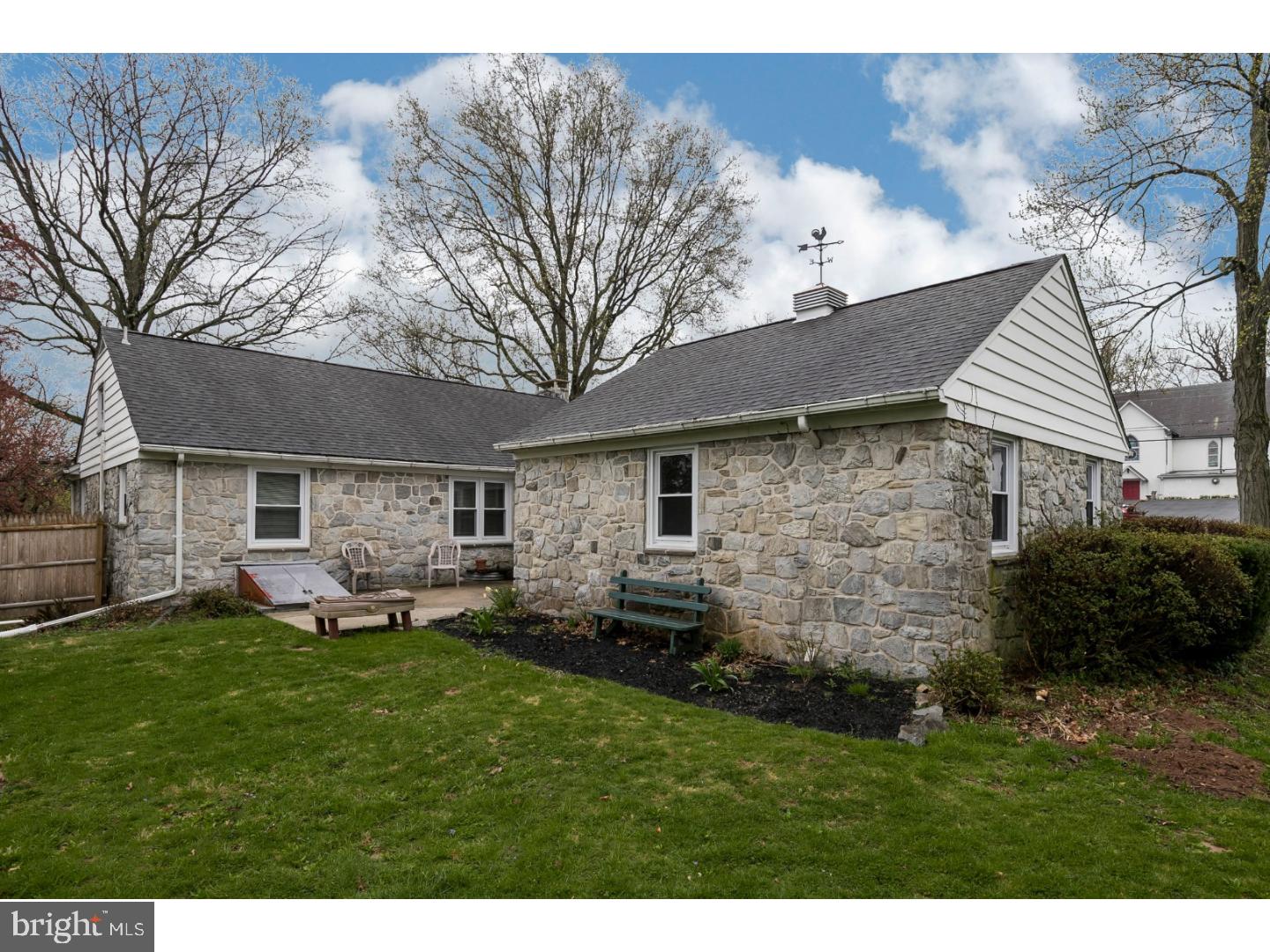 971 Keen Road Pottstown, PA 19465 - Photo 5 of 25 Exterior Back