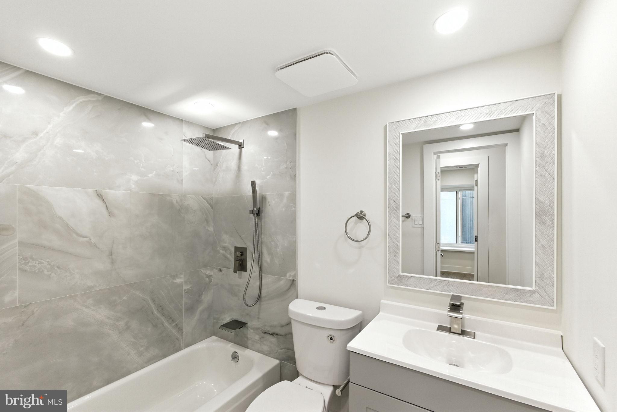 5008 North Convent Lane, Unit 276 Philadelphia, PA 19114 - Photo 13 of 26