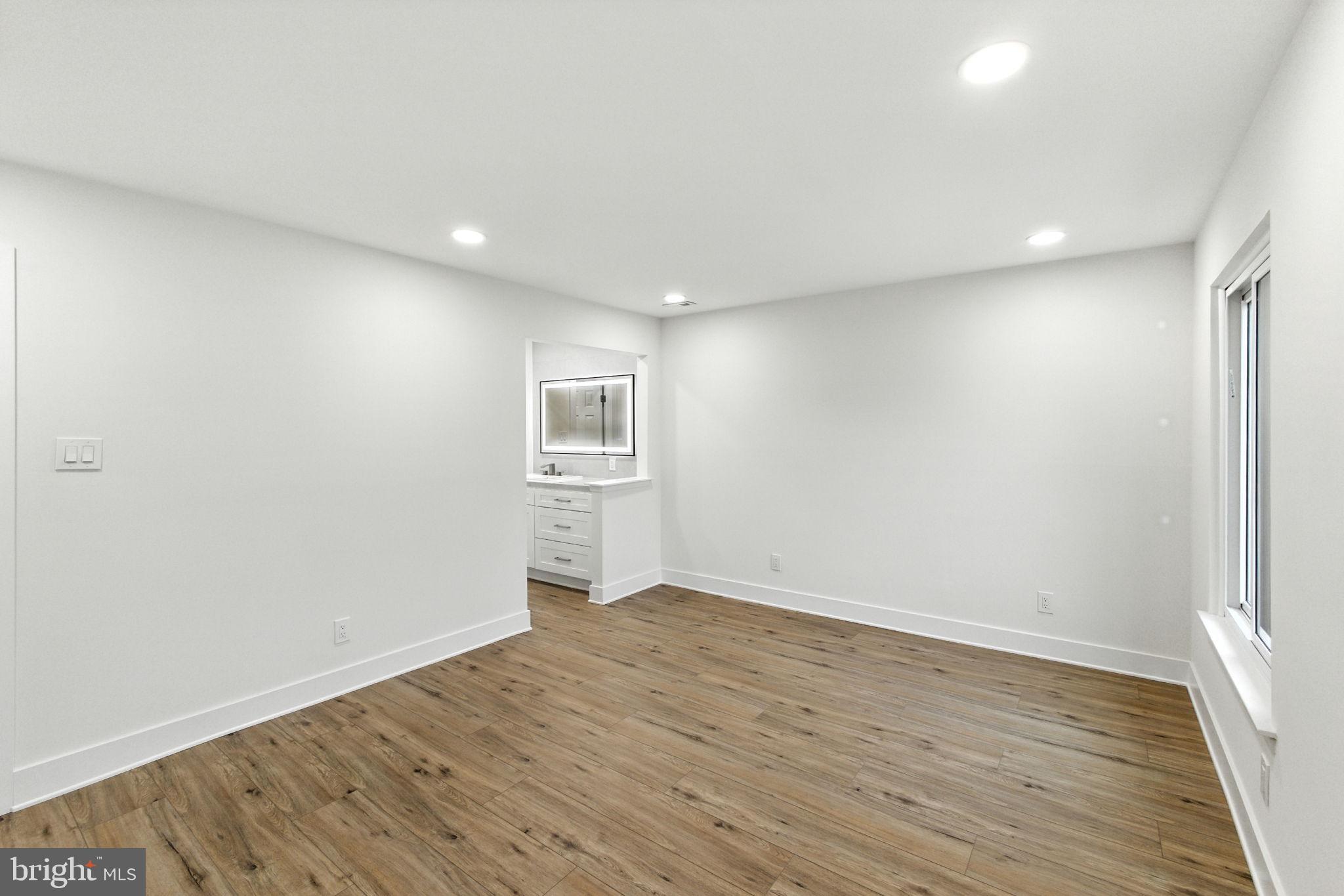 5008 North Convent Lane, Unit 276 Philadelphia, PA 19114 - Photo 18 of 26