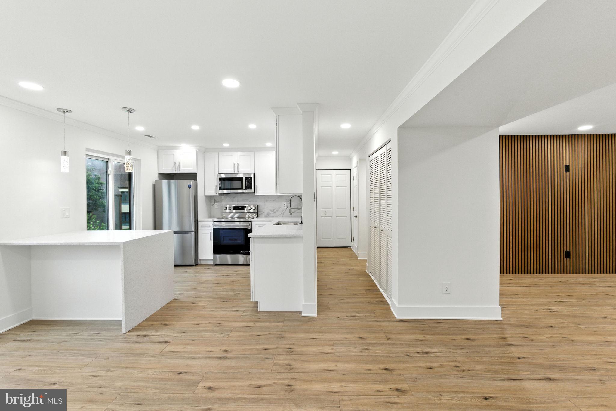 5008 North Convent Lane, Unit 276 Philadelphia, PA 19114 - Photo 2 of 26