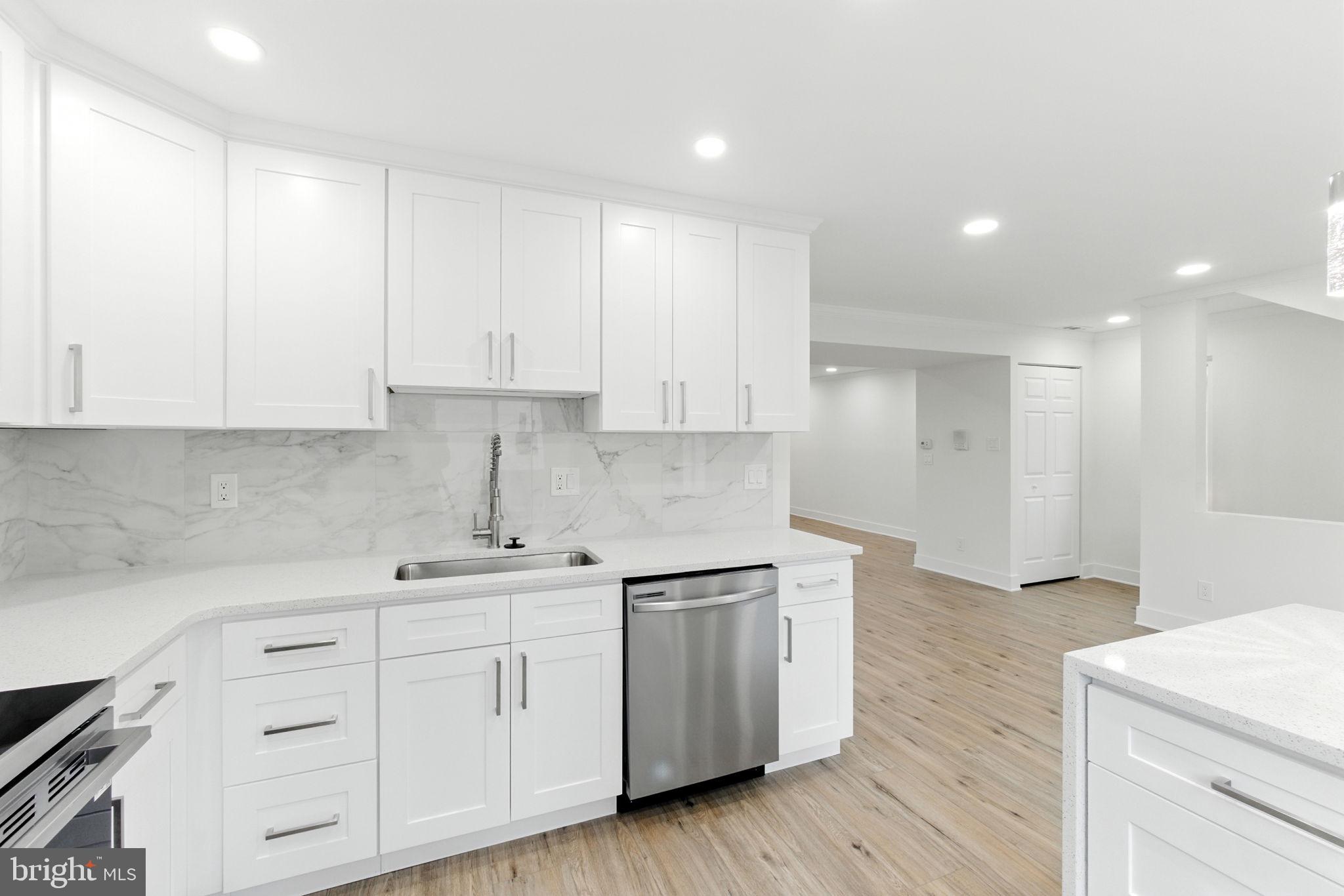 5008 North Convent Lane, Unit 276 Philadelphia, PA 19114 - Photo 9 of 26