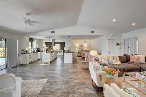 $999,000 | 17679 Woodview Terrace, Boca Raton, FL 33487