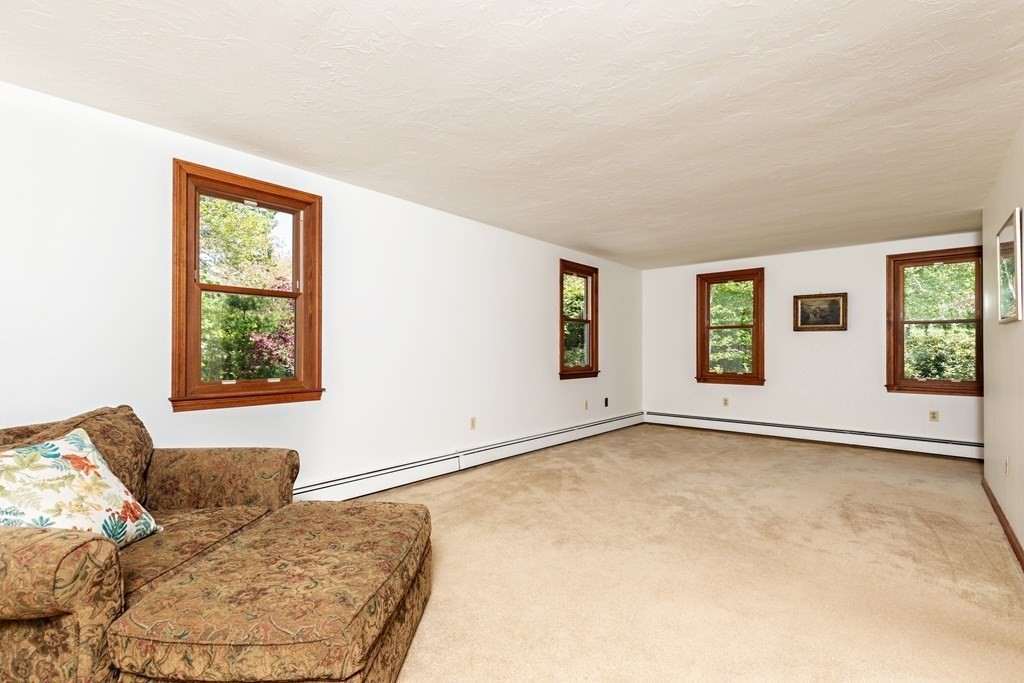 105 Smoke Hill Ridge Road Marshfield, MA 02050 - Photo 21 of 39 Gallery Image 21