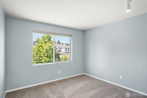 $715,000 | 27579 214th Avenue Southeast, Maple Valley, WA 98038