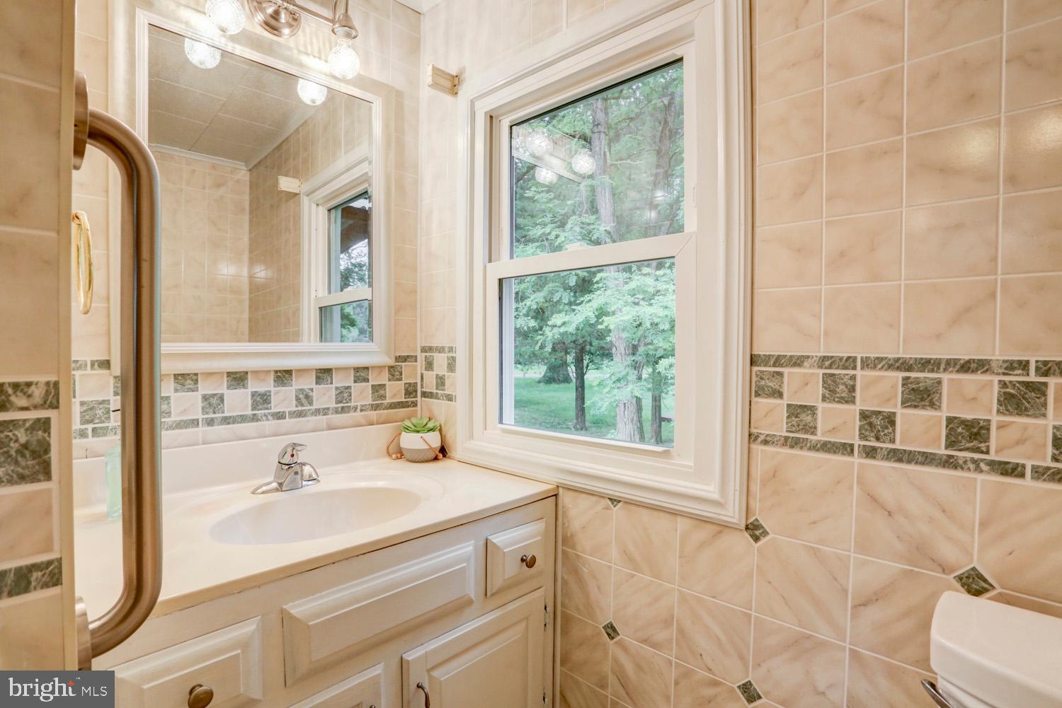 313 Park Avenue Lititz, PA 17543 - Photo 26 of 33 Gallery Image 26