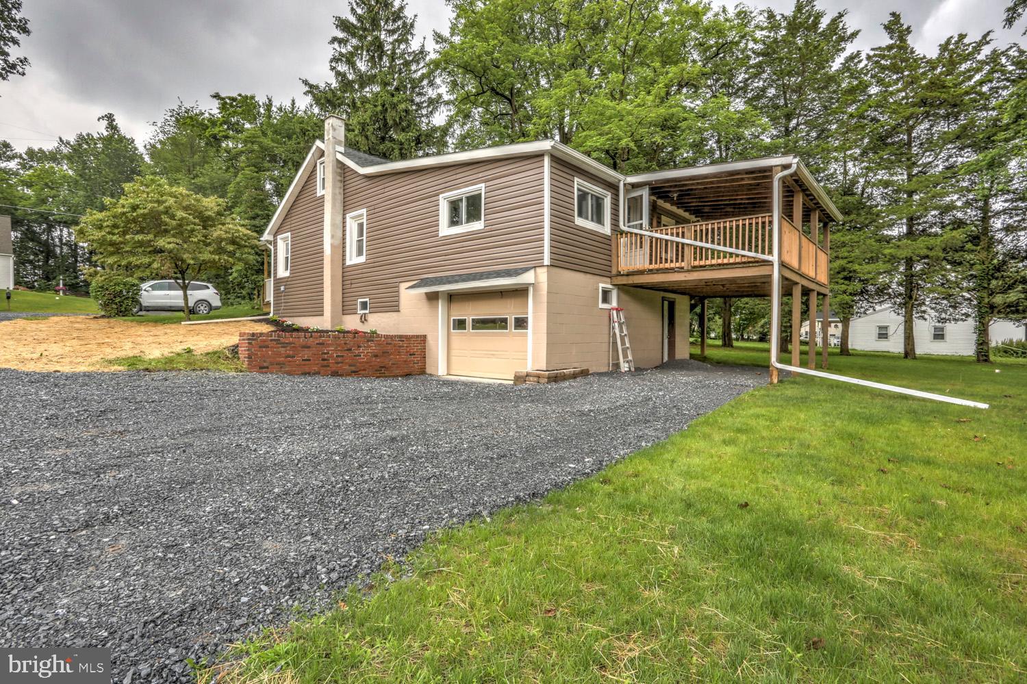 313 Park Avenue Lititz, PA 17543 - Photo 7 of 33 Gallery Image 7