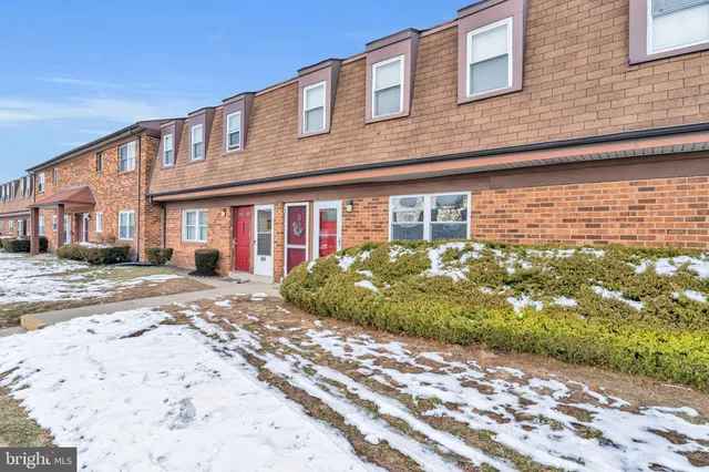 $154,900 | 845 Henri Court, Burlington, NJ 08016