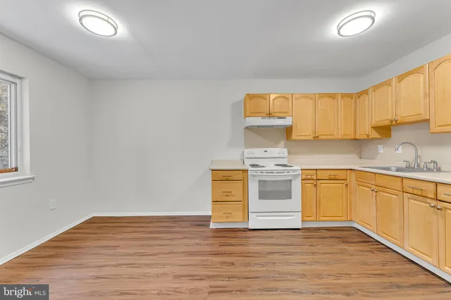 $154,900 | 845 Henri Court, Burlington, NJ 08016