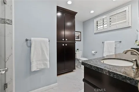 $1,595,000 | 328 Regatta Way, Seal Beach, CA 90740