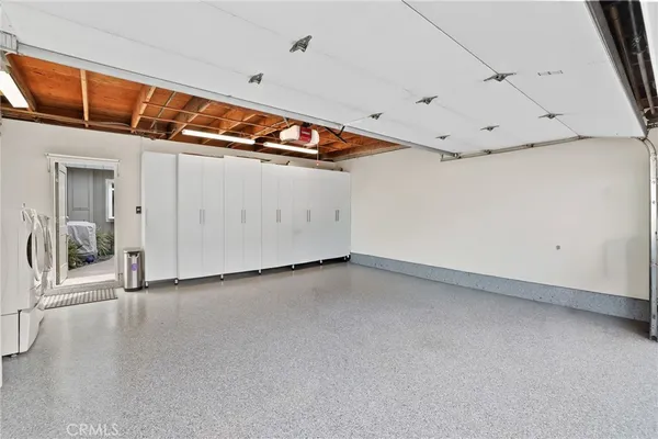 a view of a garage