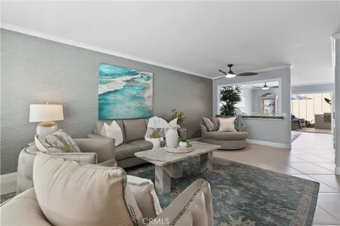 $1,549,000 | 328 Regatta Way, Seal Beach, CA 90740