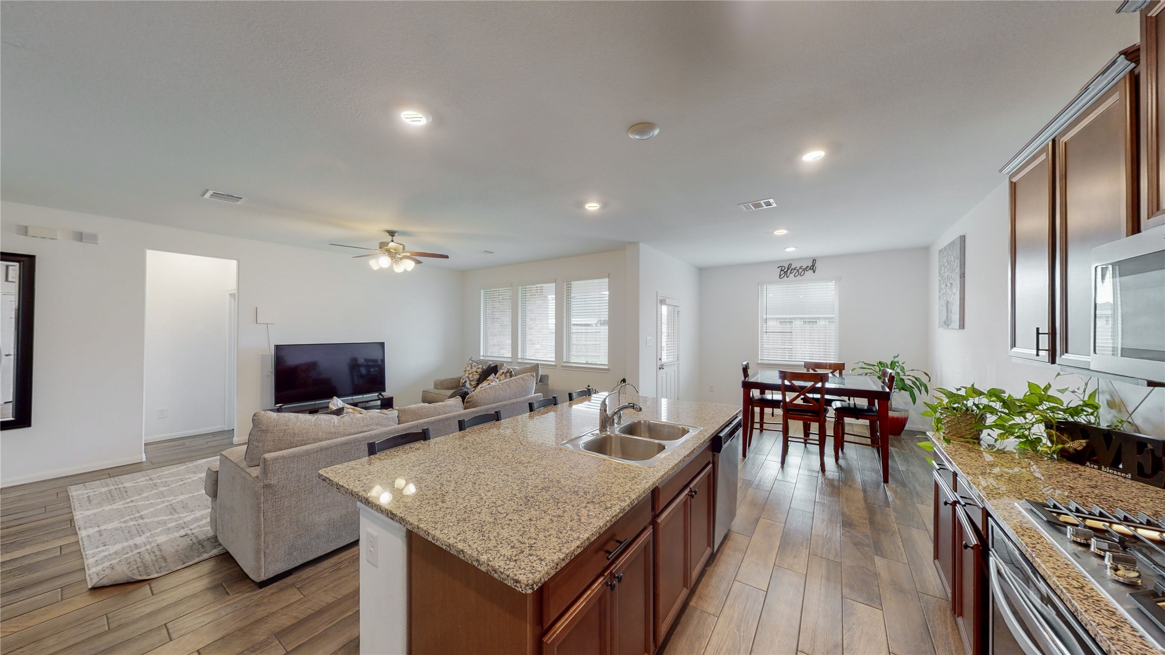 31415 Whitcombe Summit Way Hockley, TX 77447 - Photo 10 of 26