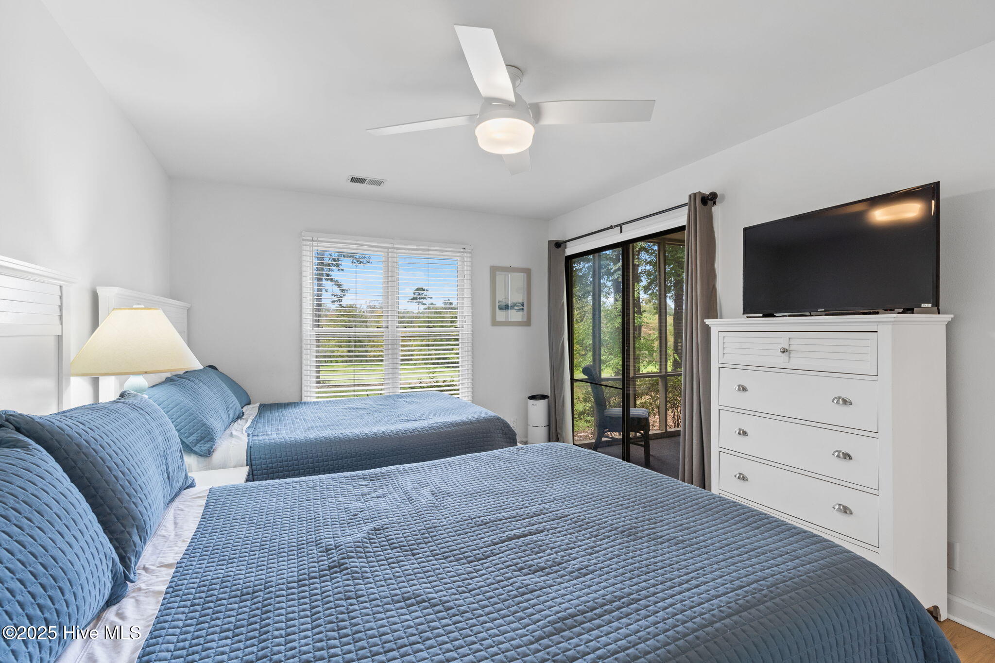 219 Clubhouse Road, Unit 2 Sunset Beach, NC 28468 - Photo 19 of 73 18-web-or-mls-CAMMediaLLC.com 209-12