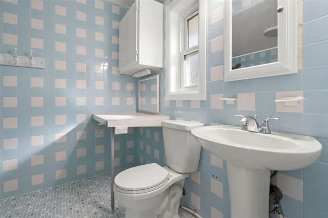 $2,945 | 78 Lexington Drive, Dunedin, FL 34698