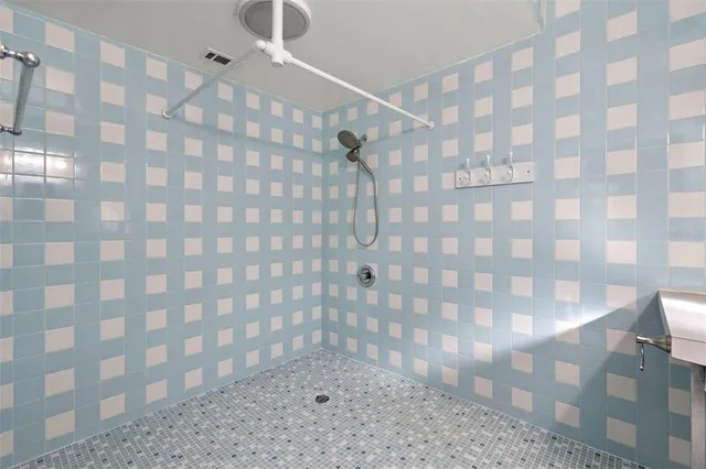 $2,945 | 78 Lexington Drive, Dunedin, FL 34698