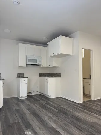 $1,900 | 2284 Long Beach Boulevard, Long Beach, CA 90806