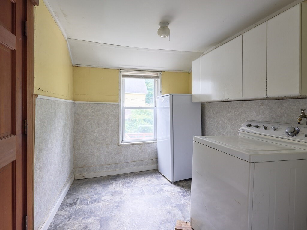 89 Mill Street Worcester, MA 01603 - Photo 15 of 29