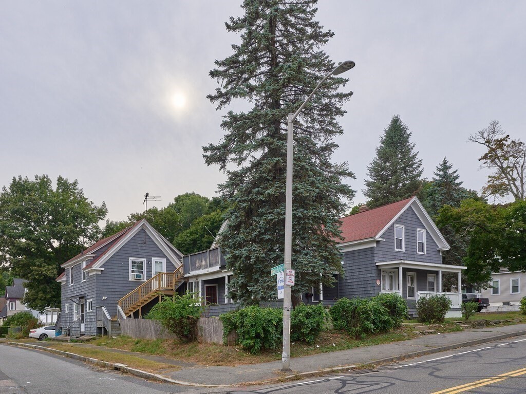 89 Mill Street Worcester, MA 01603 - Photo 3 of 29