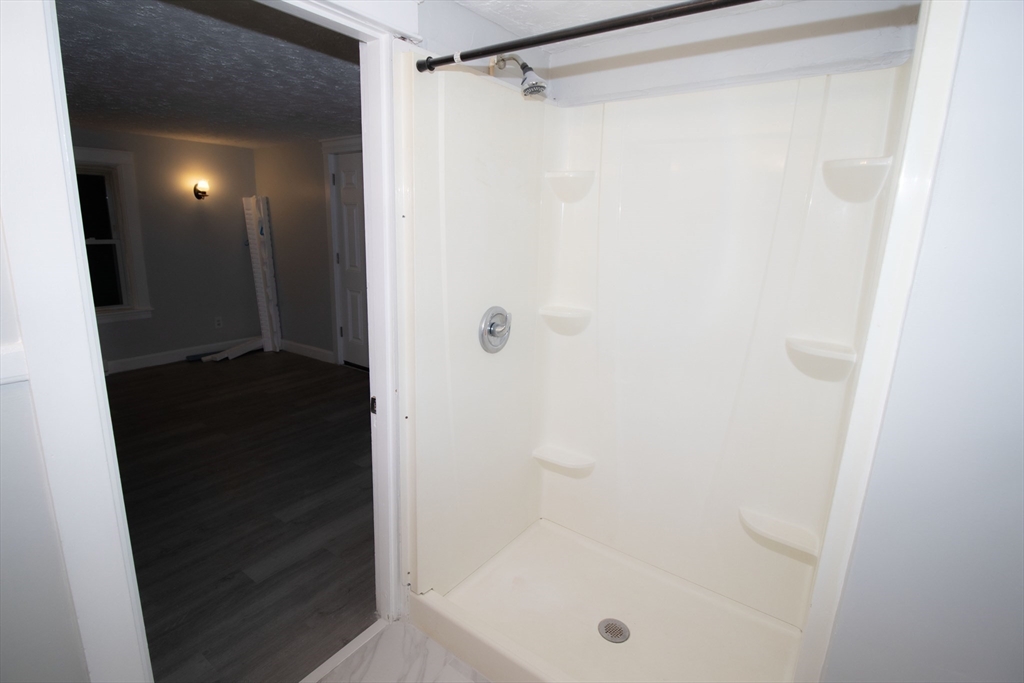 89 Mill Street Worcester, MA 01603 - Photo 6 of 29