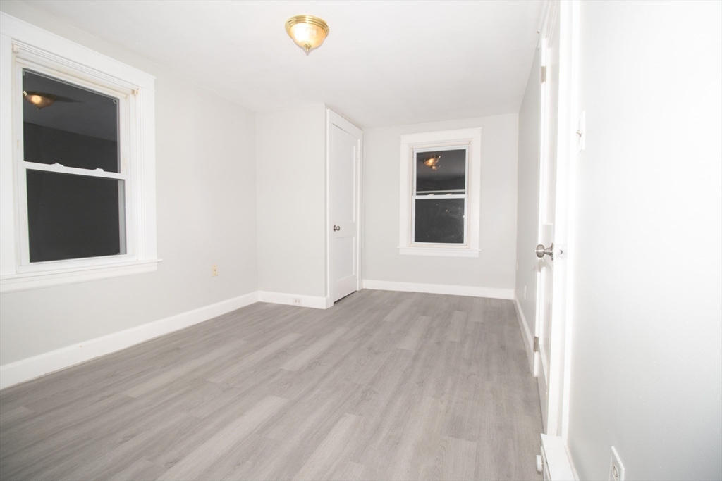 89 Mill Street Worcester, MA 01603 - Photo 8 of 29