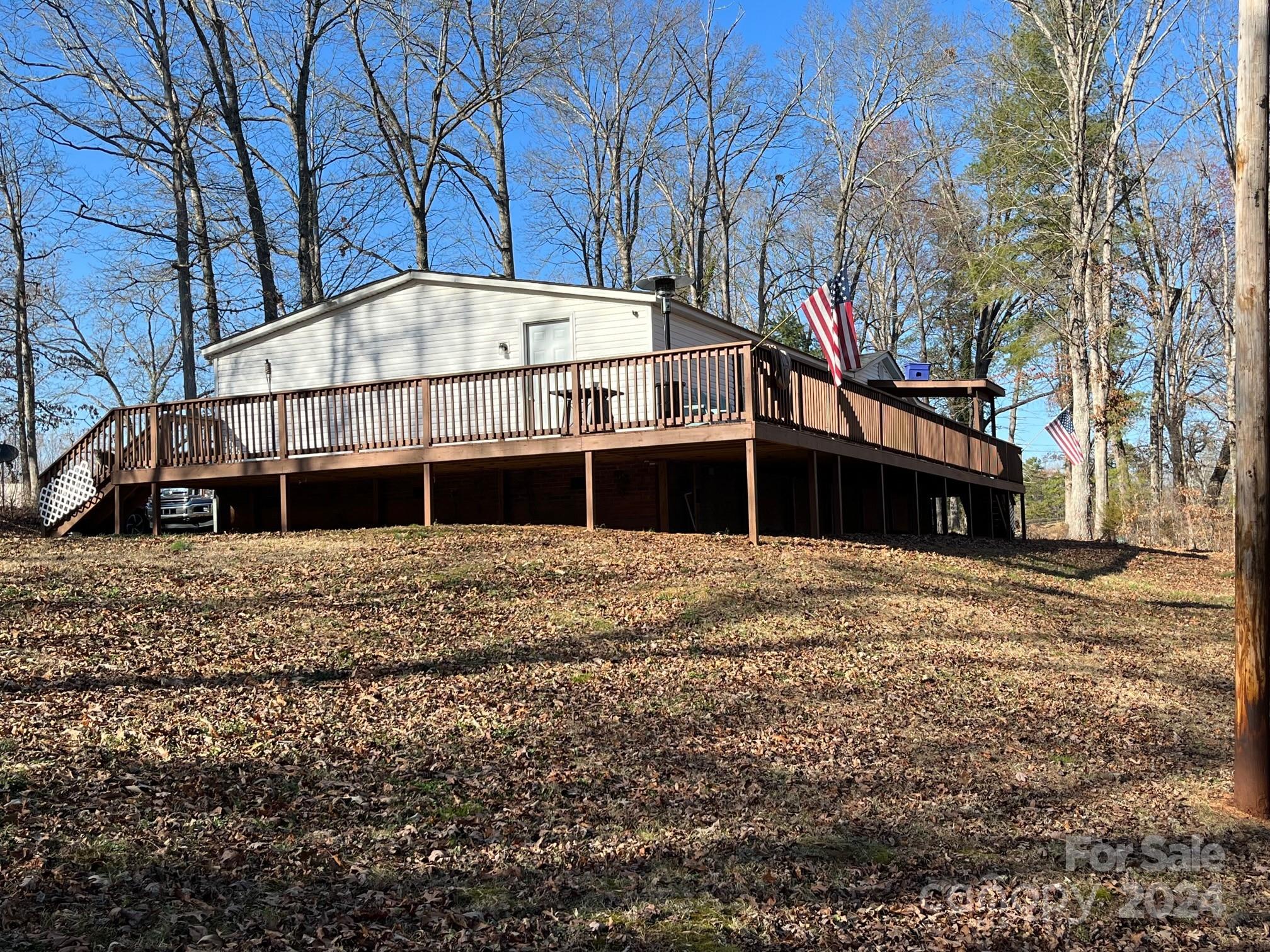 7449 George Hildebran Road Hickory, NC 28602 - Photo 2 of 23 Gallery Image 2