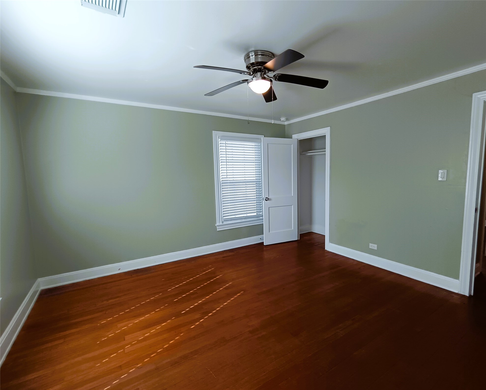 6906 Van Etten Street Houston, TX 77021 - Photo 21 of 30 Bedroom 2 Full Space