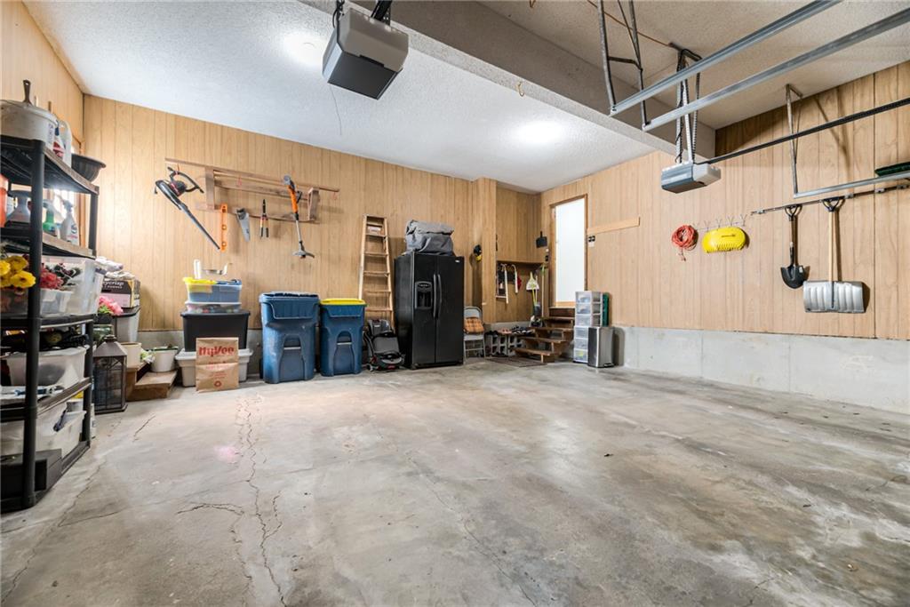 8336 Rosehill Road Lenexa, KS 66215 - Photo 49 of 55