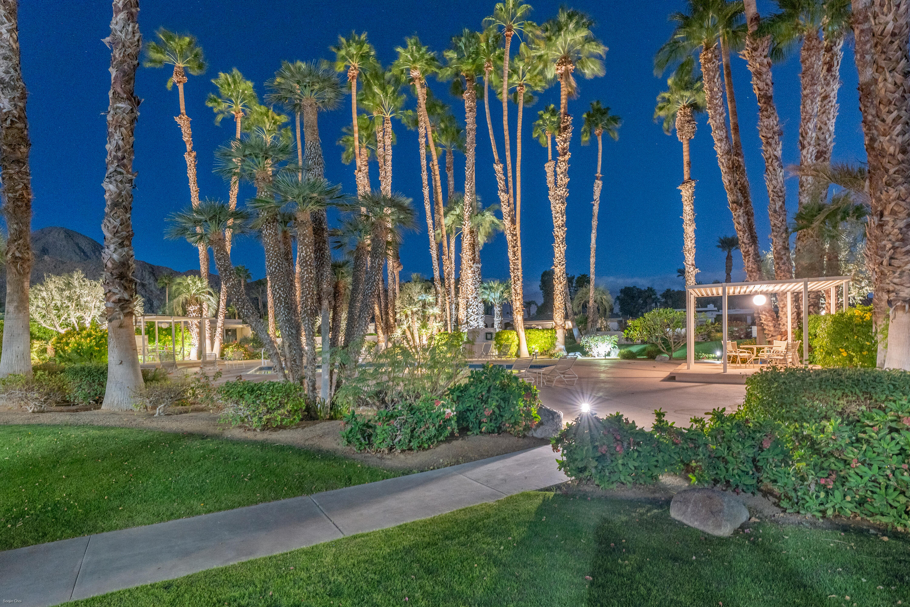 45695 Pawnee Road Indian Wells, CA 92210 - Photo 33 of 39 Night View 3