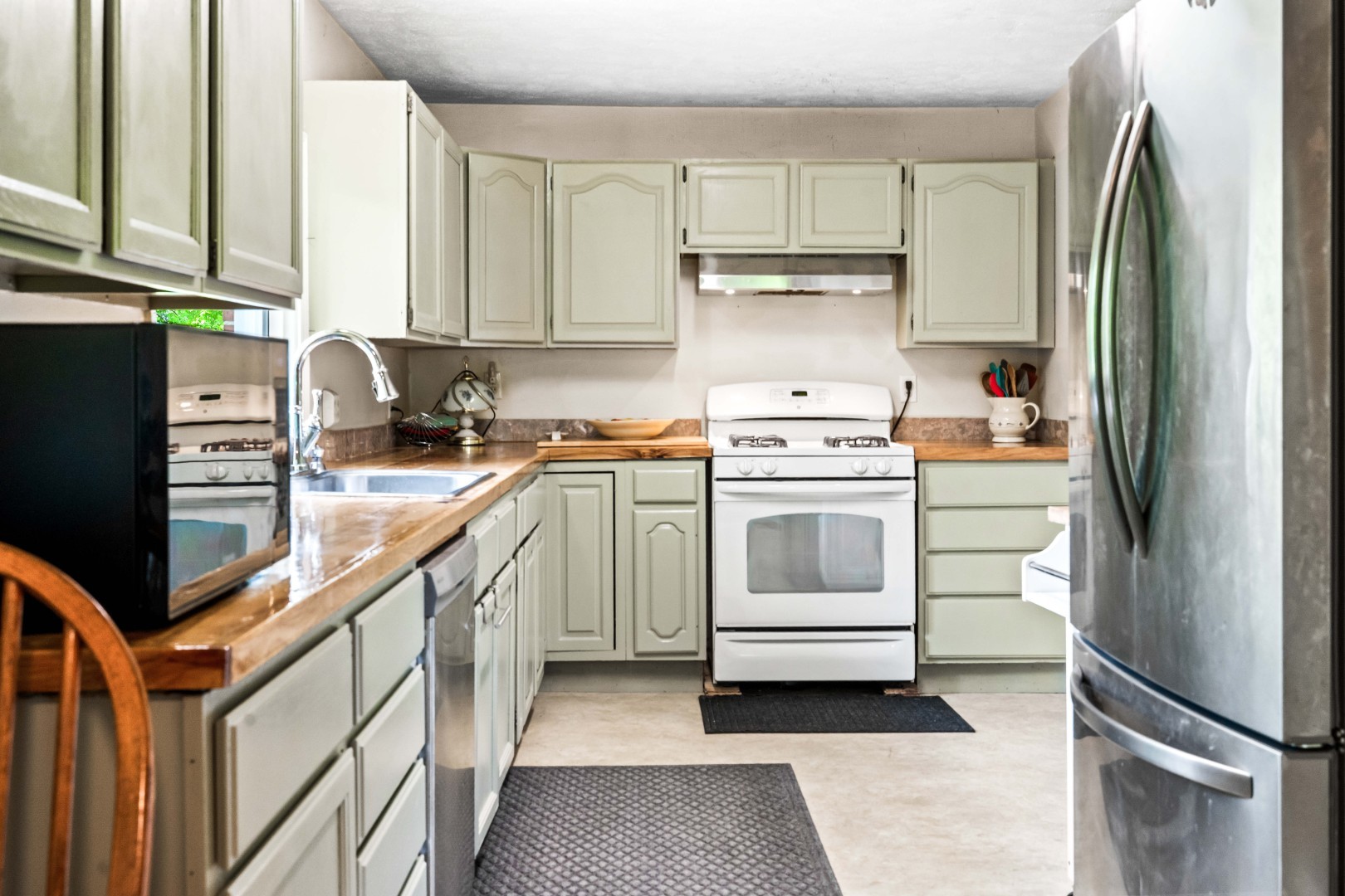 209 Woodrig Road Bloomington, IL 61704 - Photo 22 of 49
