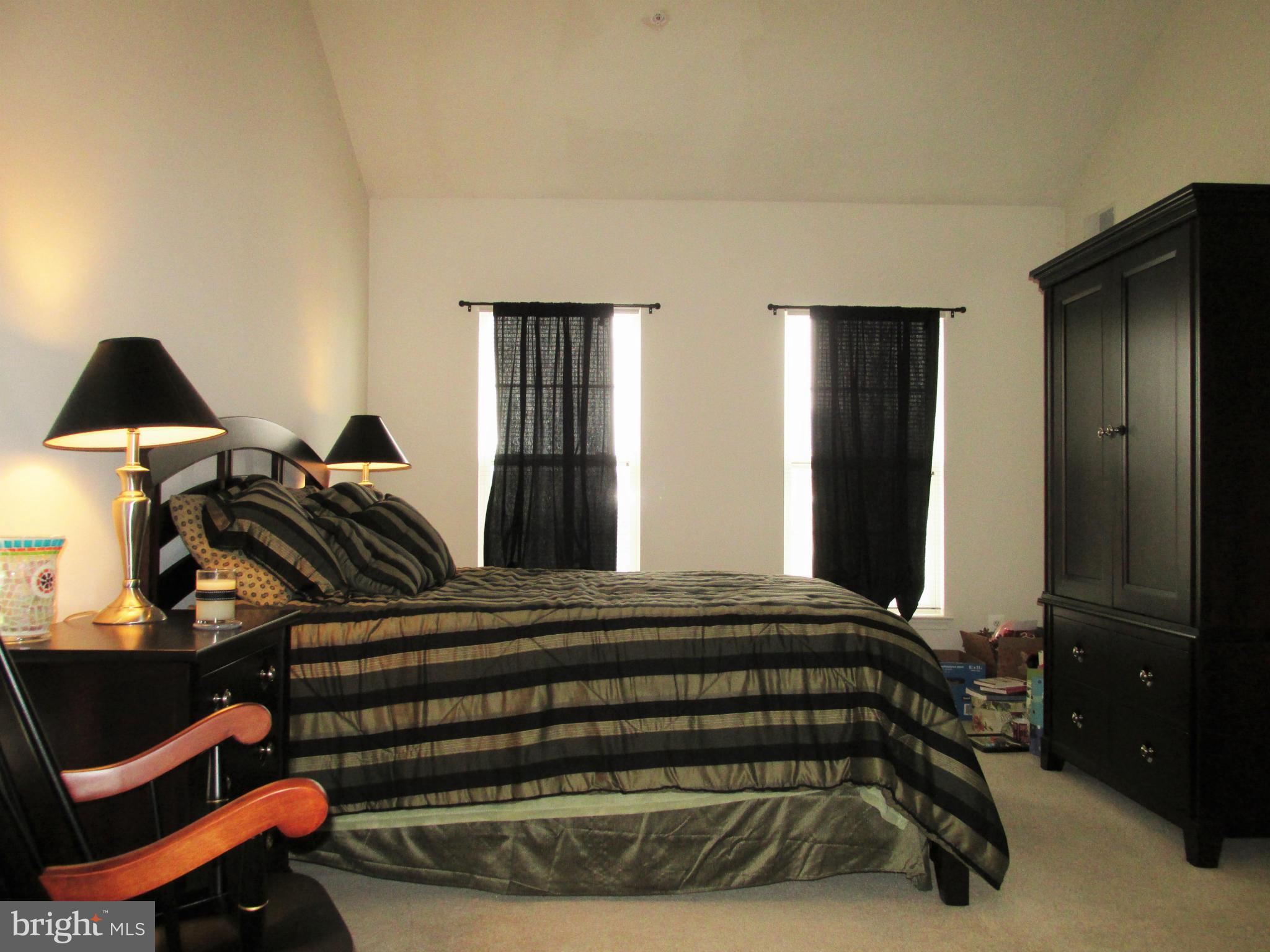 5498 Glenthorne Court, Unit 5498 Rosedale, MD 21237 - Photo 14 of 28 Master w/ Vaulted Ceilings
