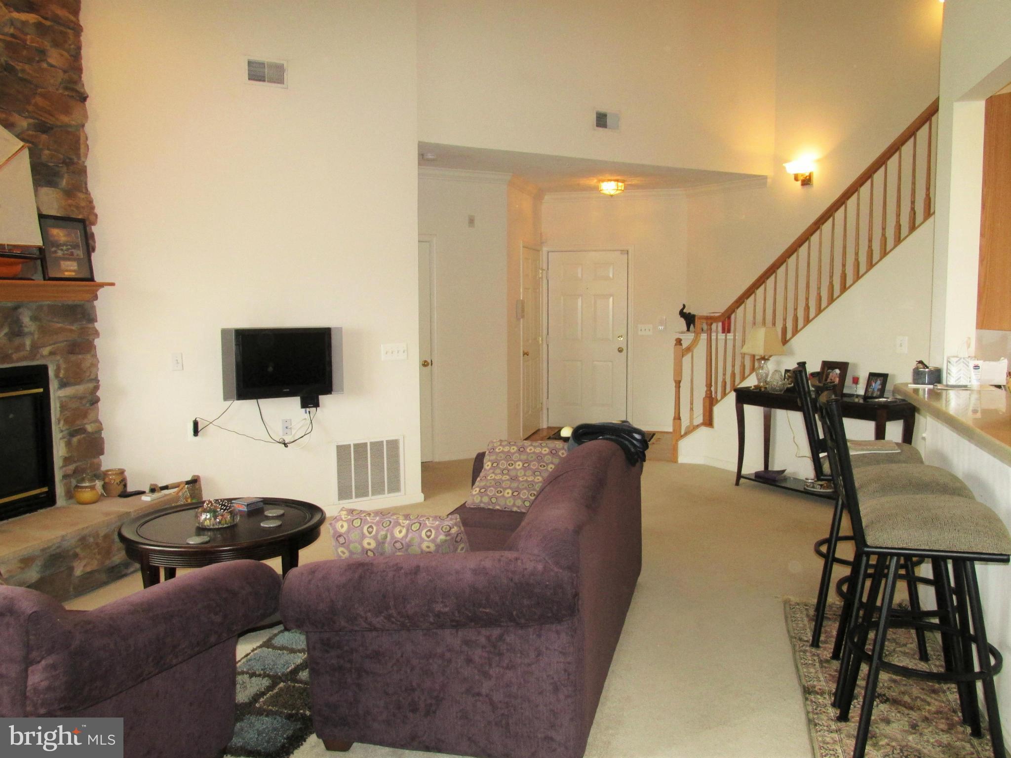 5498 Glenthorne Court, Unit 5498 Rosedale, MD 21237 - Photo 3 of 28 Family Room