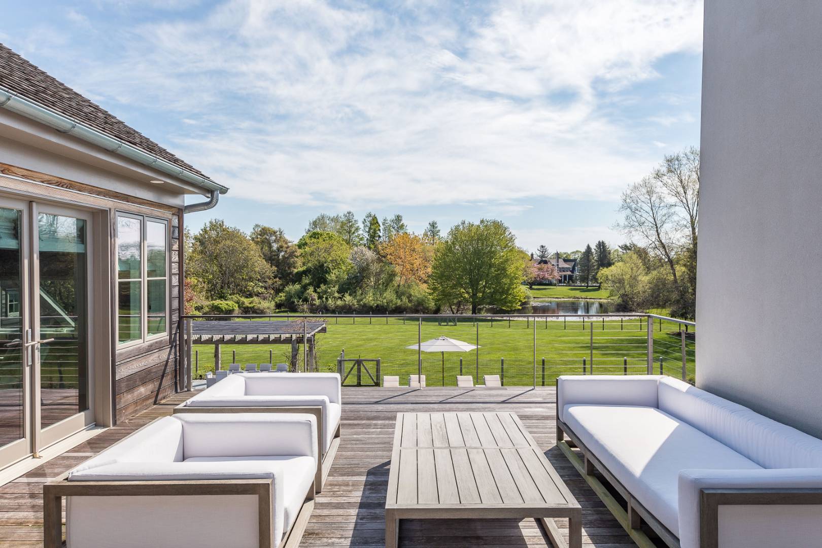 25 Jennifir Lane Bridgehampton, NY 11932 - Photo 18 of 39