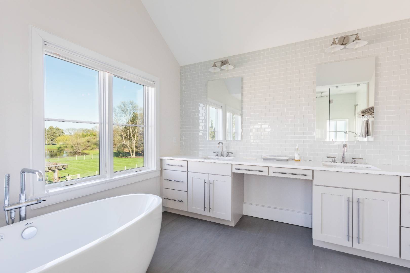 25 Jennifir Lane Bridgehampton, NY 11932 - Photo 22 of 39