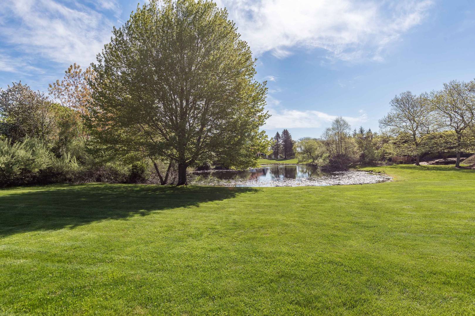 25 Jennifir Lane Bridgehampton, NY 11932 - Photo 34 of 39