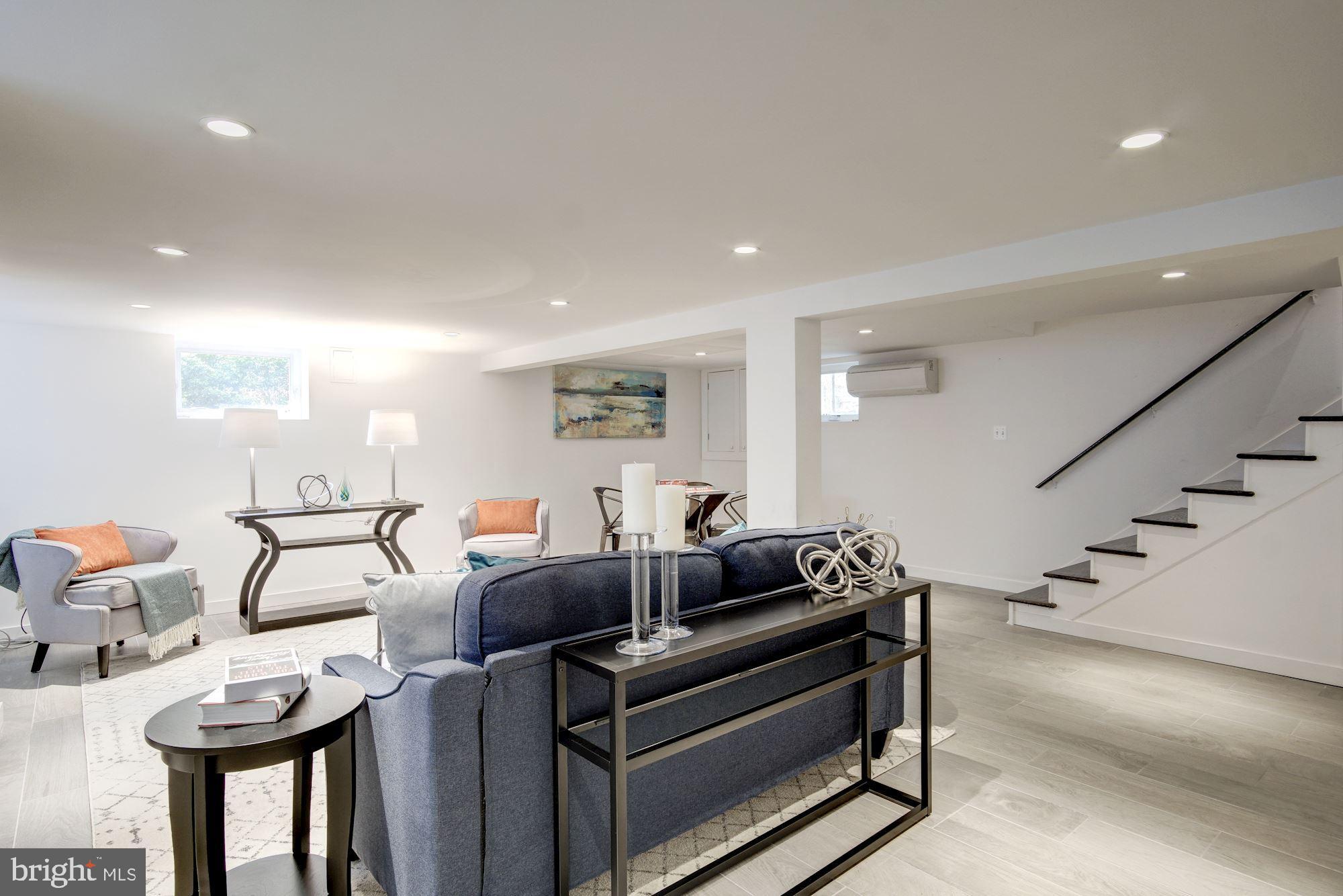 3309 Woodley Road Northwest Washington, DC 20008 - Photo 37 of 59 Large open space