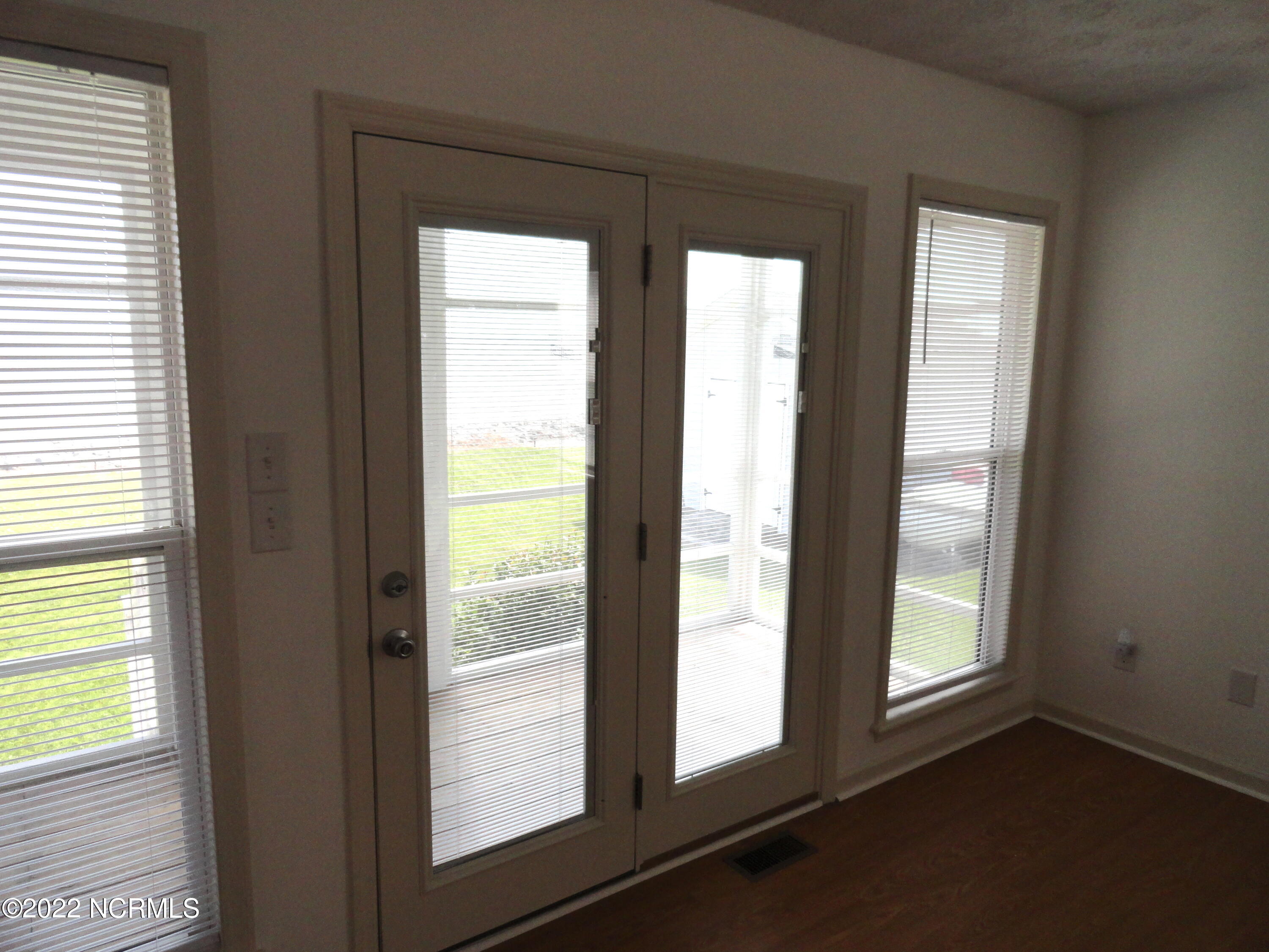 641 Shadyview Beach Road Havelock, NC 28532 - Photo 13 of 36 2015-07-18 19.02.50