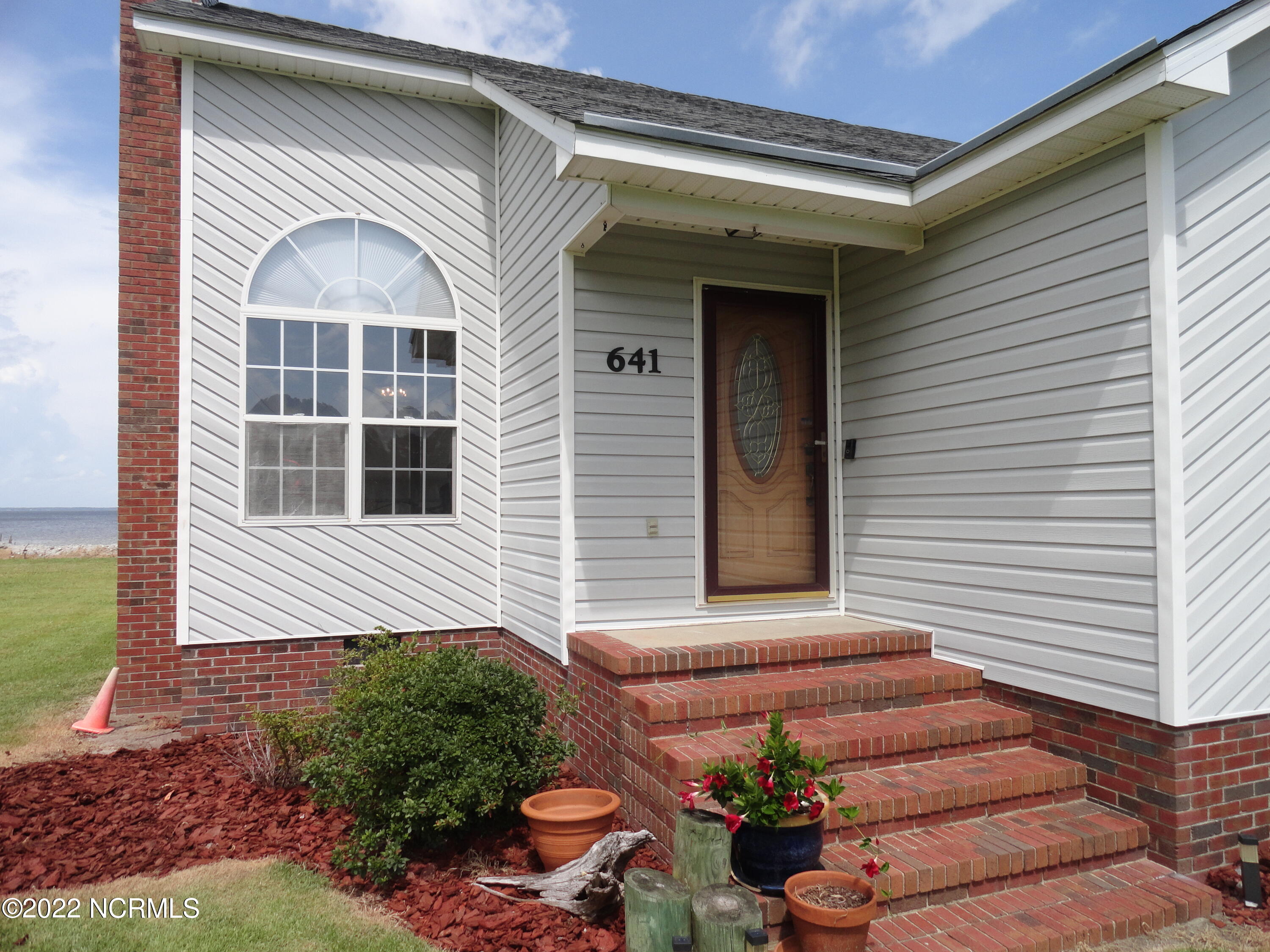 641 Shadyview Beach Road Havelock, NC 28532 - Photo 20 of 36 Covered Entry