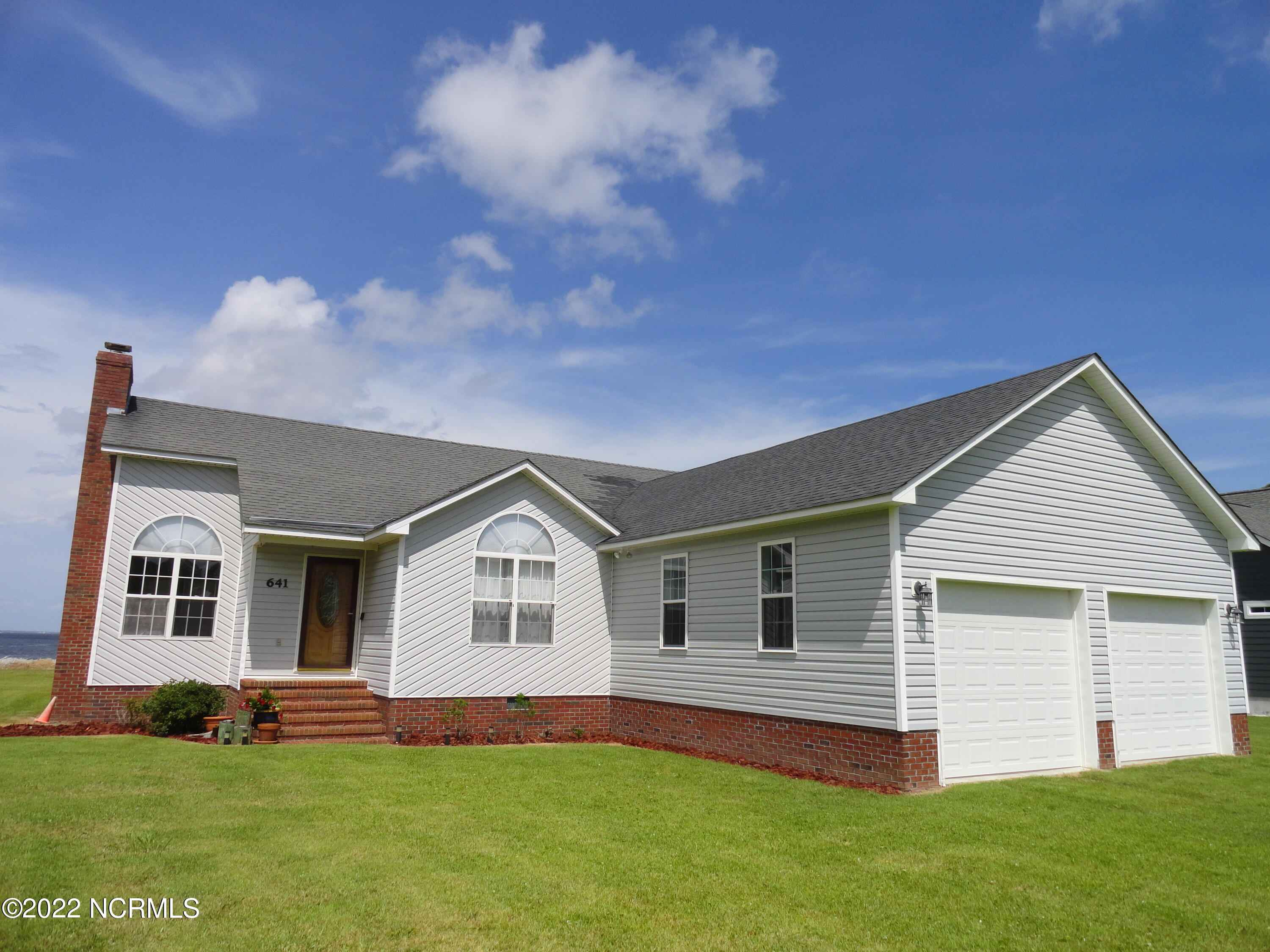 641 Shadyview Beach Road Havelock, NC 28532 - Photo 27 of 36 Front Elevation
