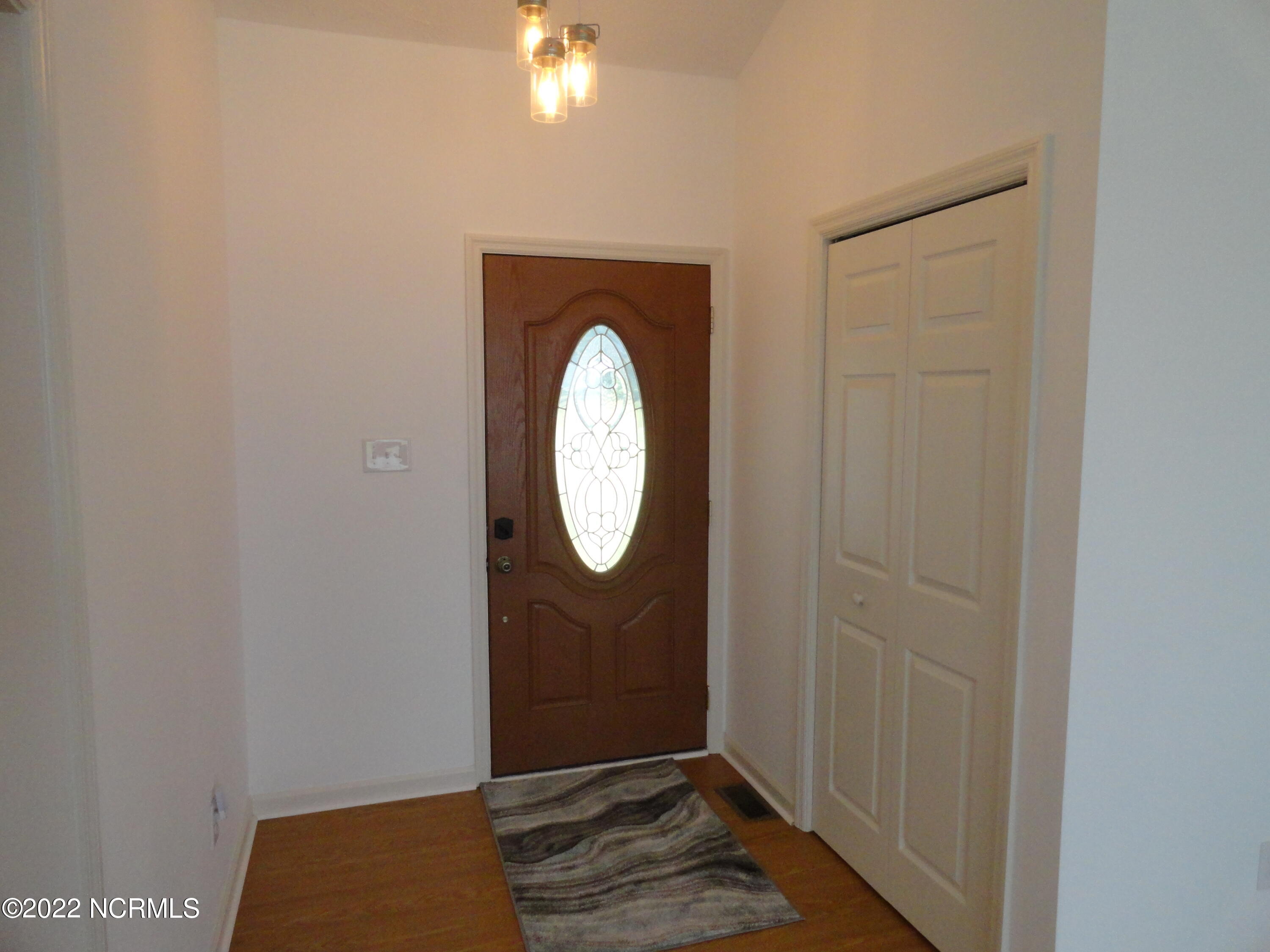 641 Shadyview Beach Road Havelock, NC 28532 - Photo 5 of 36 2015-07-18 19.01.02